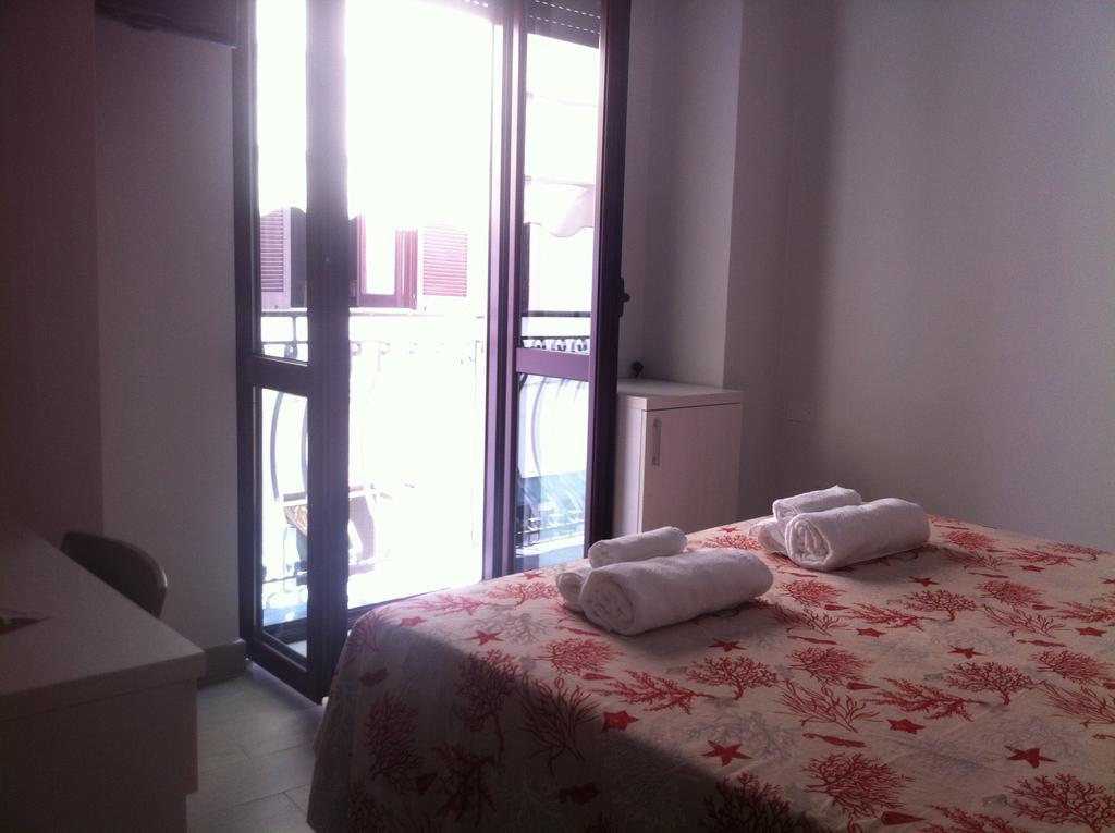 Meuble Leonetti Bed & Breakfast เชนโตลา ภายนอก รูปภาพ