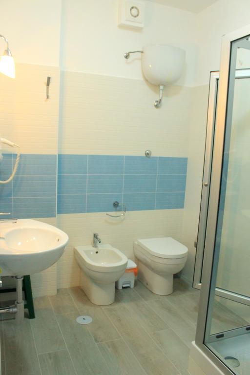 Meuble Leonetti Bed & Breakfast เชนโตลา ภายนอก รูปภาพ