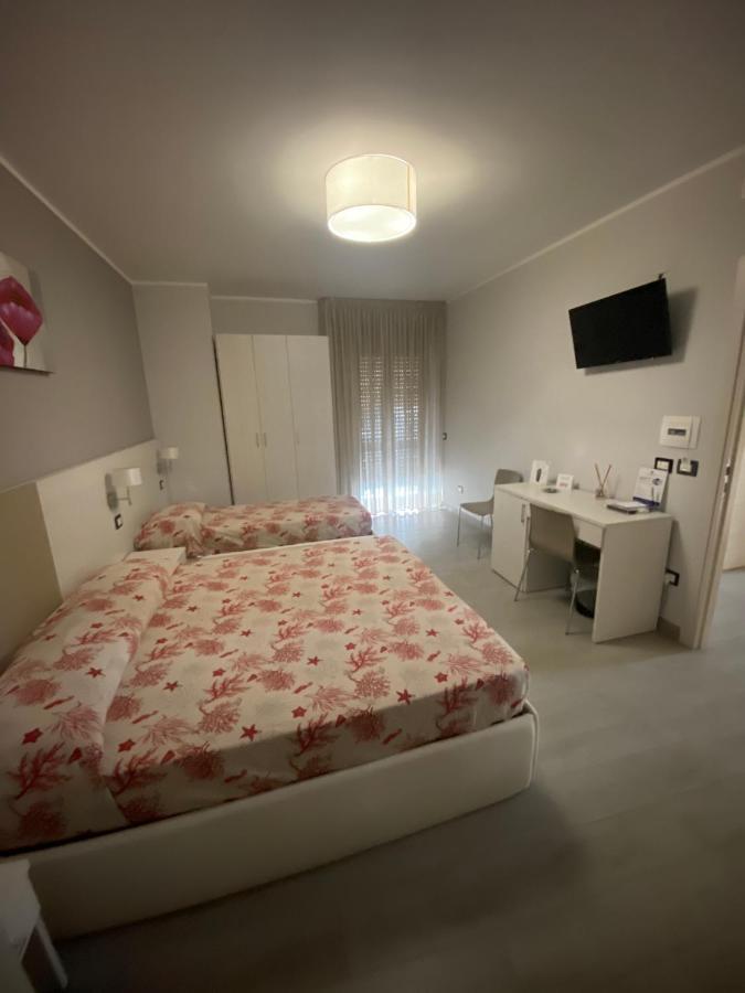 Meuble Leonetti Bed & Breakfast เชนโตลา ภายนอก รูปภาพ