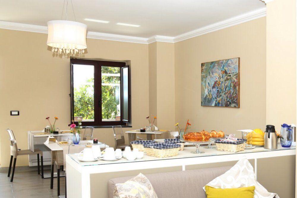 Meuble Leonetti Bed & Breakfast เชนโตลา ภายนอก รูปภาพ