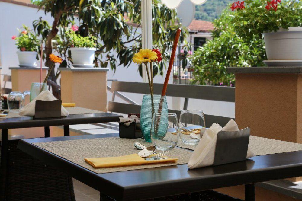 Meuble Leonetti Bed & Breakfast เชนโตลา ภายนอก รูปภาพ